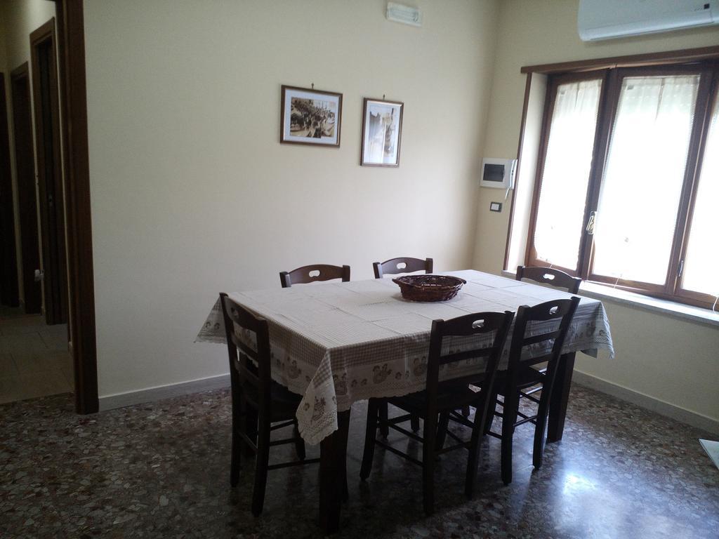 B&B A Casa Di Nonna فوندي المظهر الخارجي الصورة