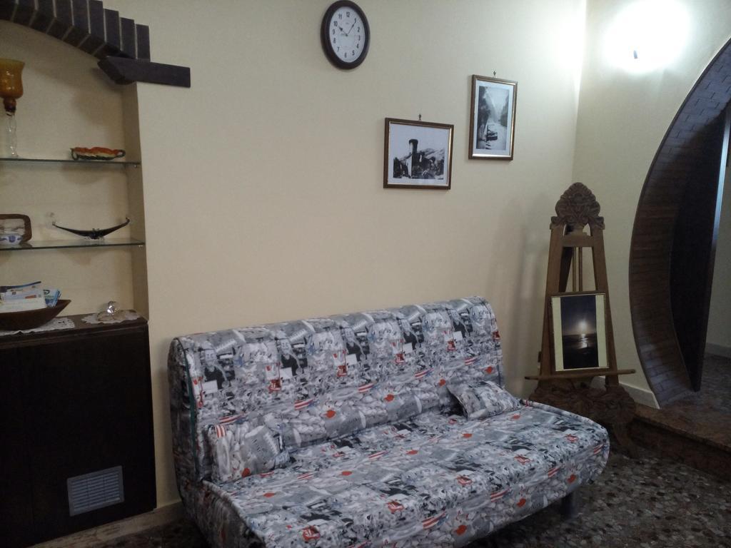 B&B A Casa Di Nonna فوندي المظهر الخارجي الصورة