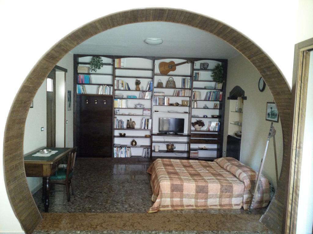 B&B A Casa Di Nonna فوندي المظهر الخارجي الصورة
